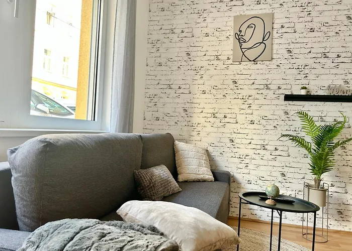Brand New & Modern Apartamento